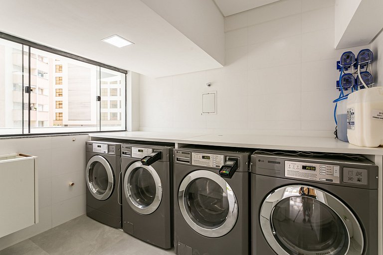 Rooftop Pool | 500m from Beiramar Avenue #CA87D