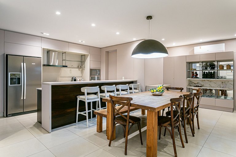 100m from the beach | 3 Suites plus Barbecue #CHA17