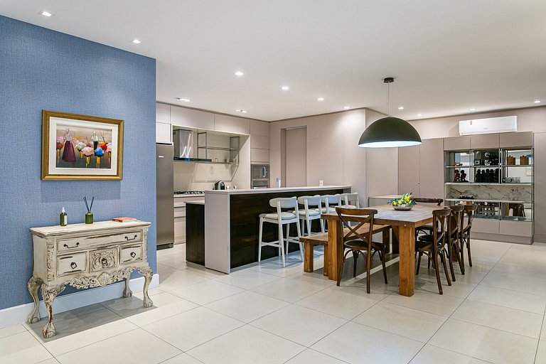 100m from the beach | 3 Suites plus Barbecue #CHA17