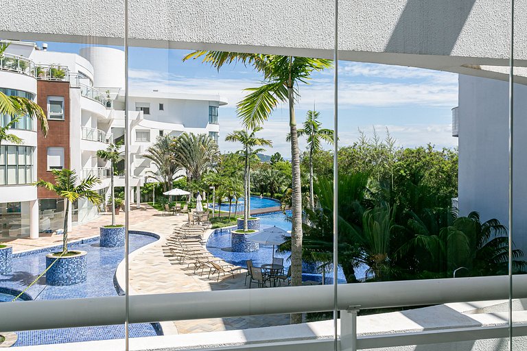 100m from the Beach | Resort Club #CHA17