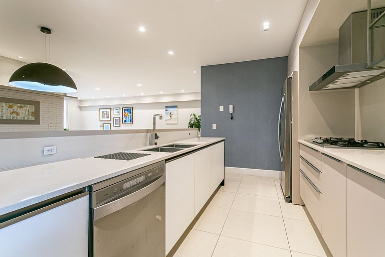 100m from the beach | 3 Suites plus Barbecue #CHA17