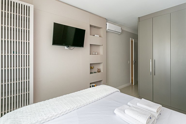 100m from the beach | 3 Suites plus Barbecue #CHA17