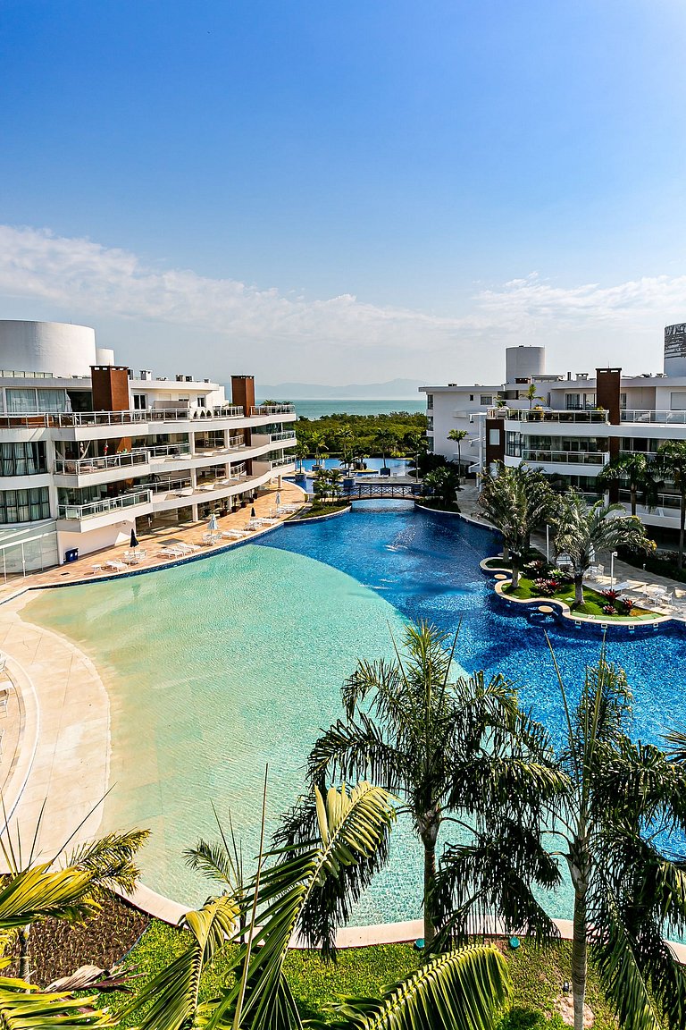 100m from the Beach | Resort Club #CHA17