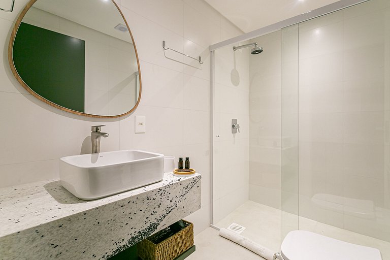 Pool plus 350MB Wi-Fi | 500m from the seafront #CA73D