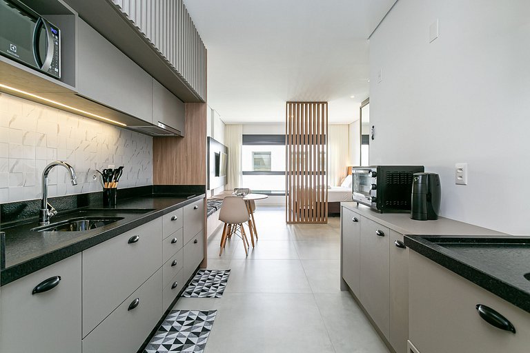 Rooftop Pool | 300MB | #SG08