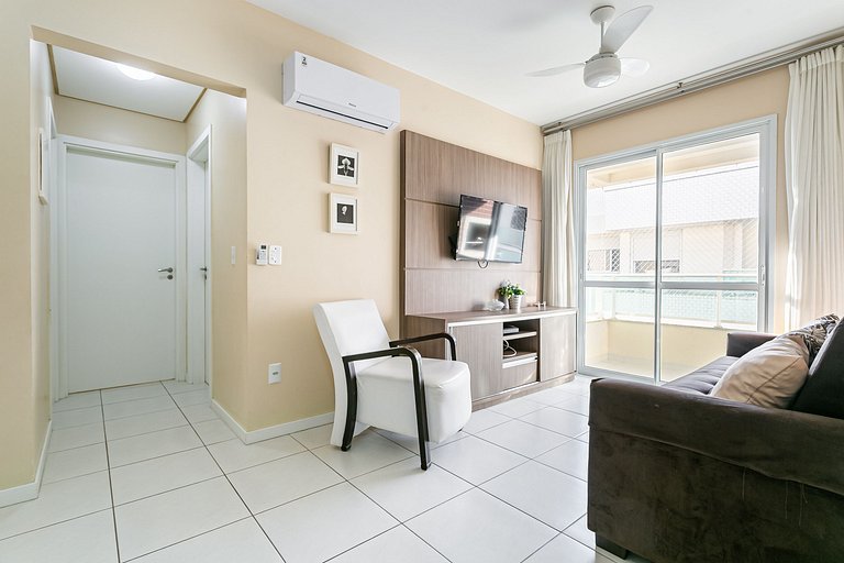 Pool | Comfort | Close to the Sea #CANA18D