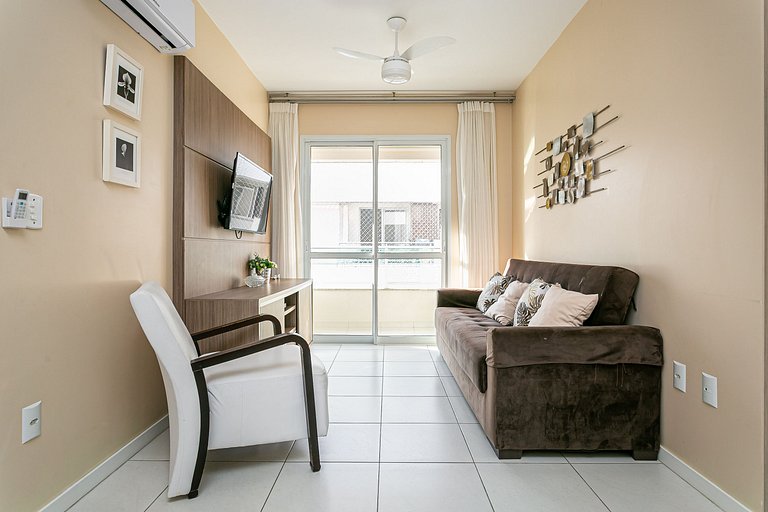 Pool | Comfort | Close to the Sea #CANA18D