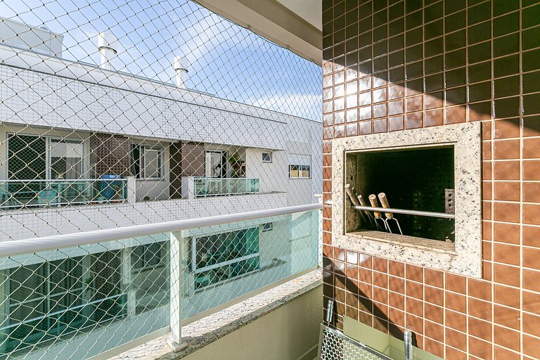 Pool | Comfort | Close to the Sea #CANA18D