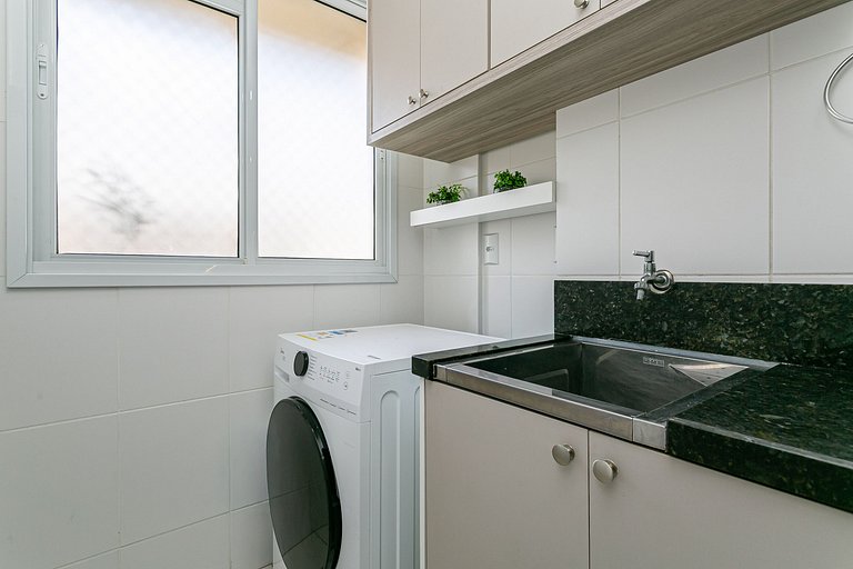 Pool | Comfort | Close to the Sea #CANA18D