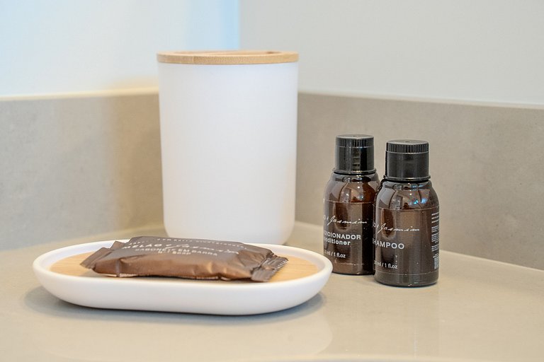 Modern Apartment | Pool + Sea View #RC01