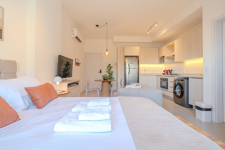 Modern Apartment | Pool + Sea View #RC01