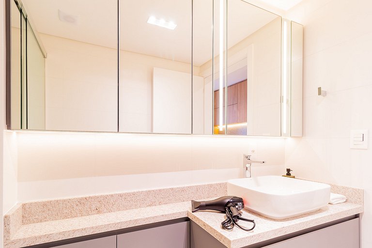 Wi-Fi 600MB | Piscina | Próx. Beiramar #CA99