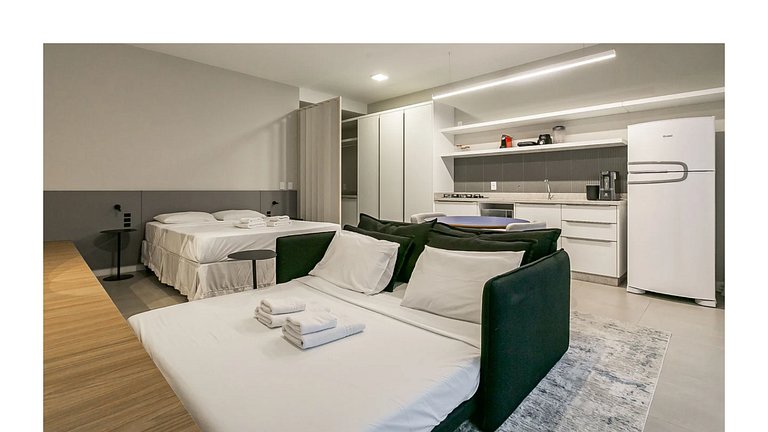 Pool with Sea View | 200MB WIFI | Foodhall #TT405