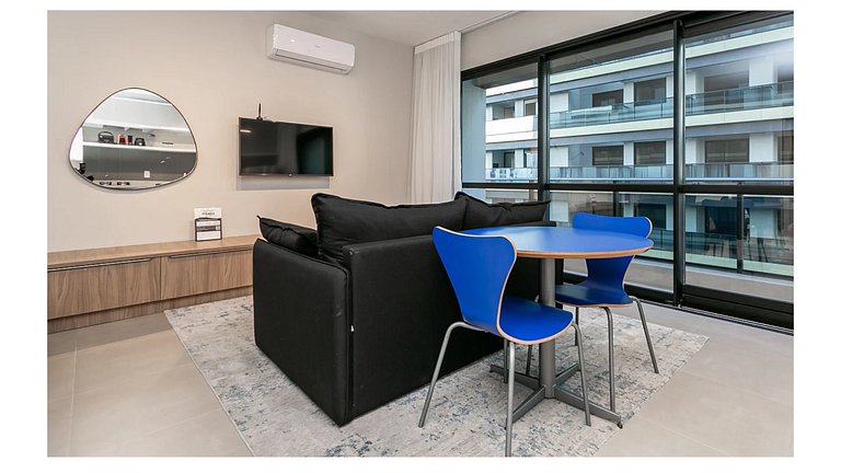 Pool with Sea View | 200MB WIFI | Foodhall #TT405