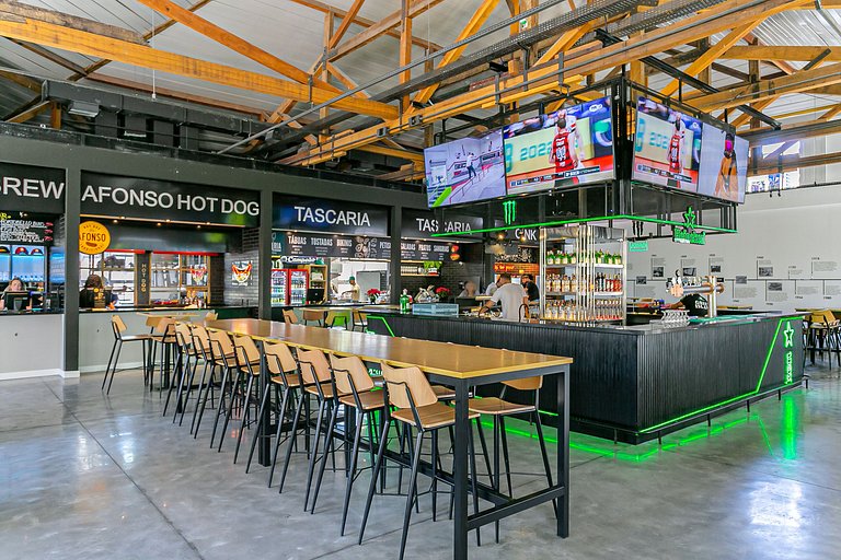 Piscina com Vista Mar | WIFI 200MB | Foodhall #TT405