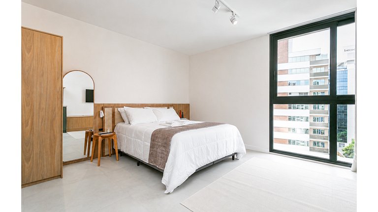Pool plus 350MB Wi-Fi | 500m from the seafront #CA73D