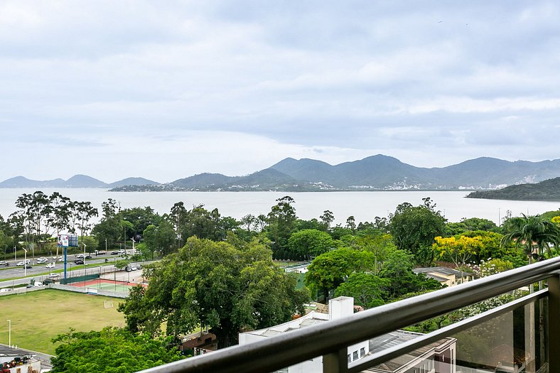 Apartamento na Beira Mar Norte vista frente mar CA07