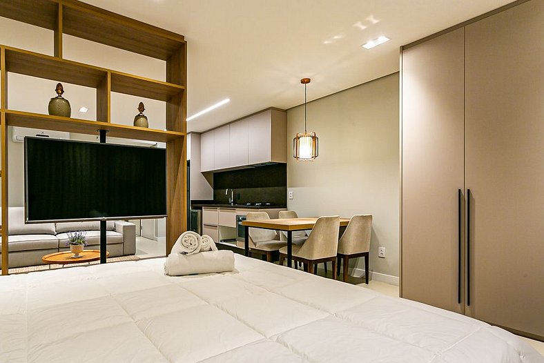 Me2 | APT 1Q | Unique, comfortable and cozy in a condominium