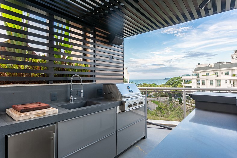 Penthouse with partial SEA view and Jacuzzi #JA28