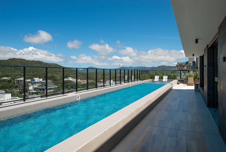 Rooftop com piscina em Jurerê Internacional #JA12